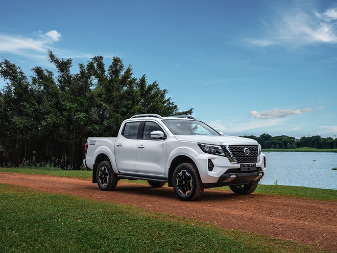 Bán tải Nissan Navara 2024 thêm phiên bản, giảm giá bán đấu Ford Ranger- Ảnh 4.