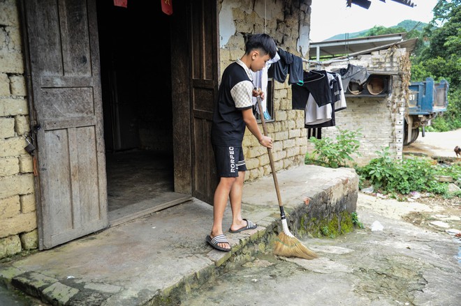 Hoàn cảnh khó khăn ở bắc giang: Bố nằm liệt, mẹ đi nửa năm chưa về, tương lai 2 đứa trẻ mịt mù- Ảnh 4.