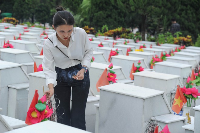 Xúc động chuỗi chương trình tri ân anh hùng liệt sĩ tại Hà Giang- Ảnh 24.