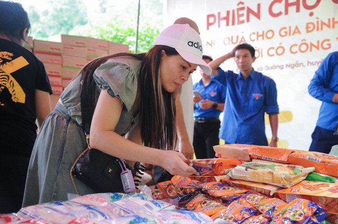 Xúc động chuỗi chương trình tri ân anh hùng liệt sĩ tại Hà Giang- Ảnh 28.