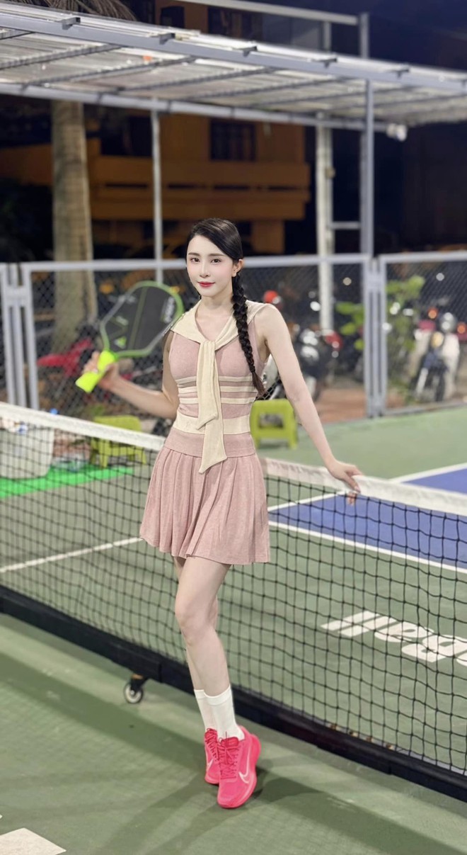 Quỳnh Kool nói gì về việc mặc “đồ ngủ” ra sân pickleball?- Ảnh 7.