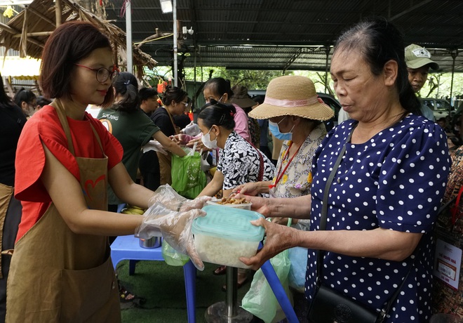 Mang đặc sản sạch vùng miền vào bữa ăn của người thành phố- Ảnh 42.