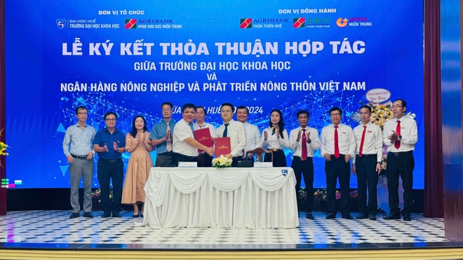 Agribank khu vực miền Trung và Trường Đại học Khoa học - Đại học Huế ký kết hợp tác toàn diện- Ảnh 9.