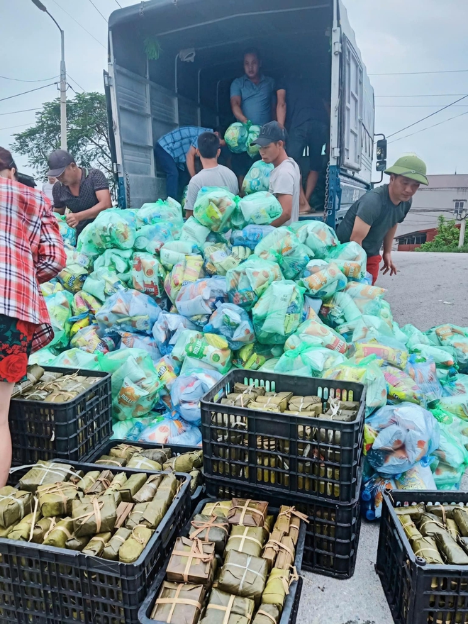 Giữa "bão" sao kê của MTTQ, thực hư nam ca sĩ ủng hộ 1 tỷ đồng nhưng "soi" tên không thấy? - Ảnh 7.