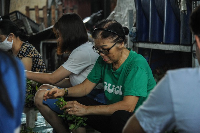 Thầy cô Trường Tiểu học Lê Quý Đôn gieo mầm yêu thương từ những bữa cơm 0 đồng - Ảnh 10.