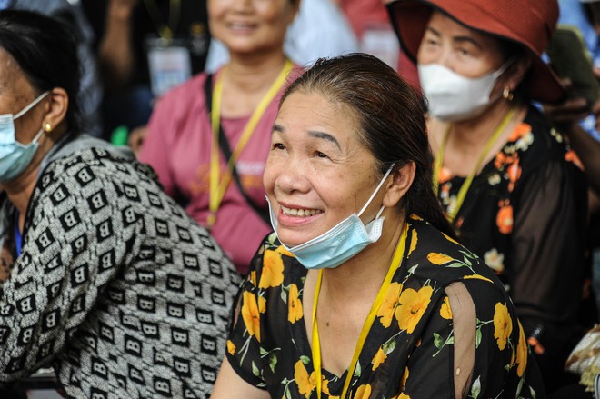 Thầy cô Trường Tiểu học Lê Quý Đôn gieo mầm yêu thương từ những bữa cơm 0 đồng - Ảnh 48.