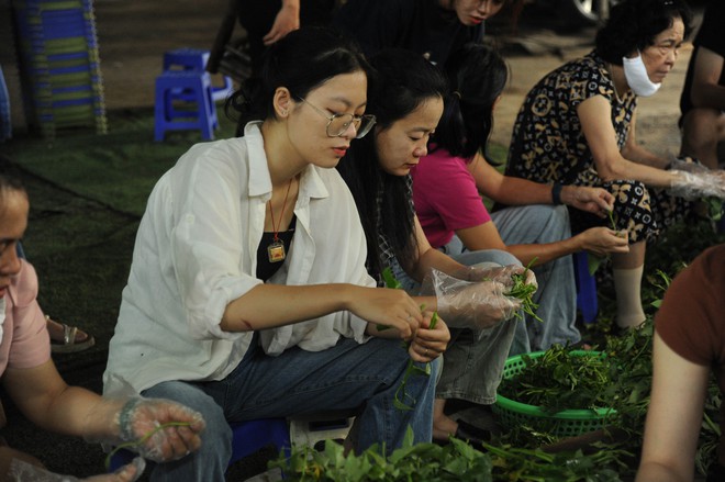 Mỗi suất cơm trao đi, thêm niềm tin thắp sáng - Ảnh 5.