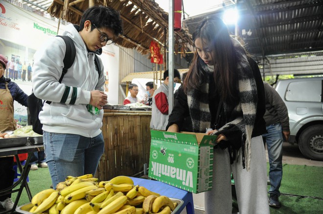 Mùa Đông Hà Nội: Hơi ấm từ những bữa cơm nghĩa tình - Ảnh 38.