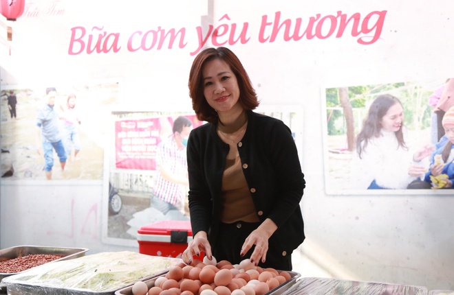 Bữa Cơm Yêu Thương số 88: Những nụ cười trao yêu thương - Ảnh 3.