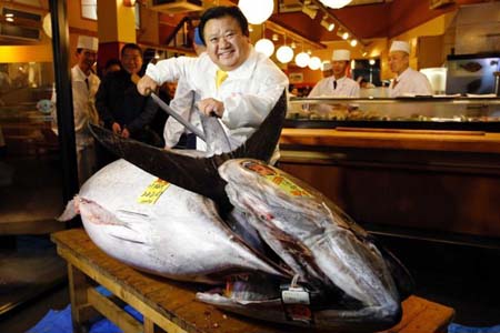 Người chiến thắng phiên đấu giá cá ngừ khủng