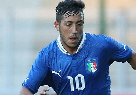 Francesco Di Mariano trong màu áo đội U19 Italia. 