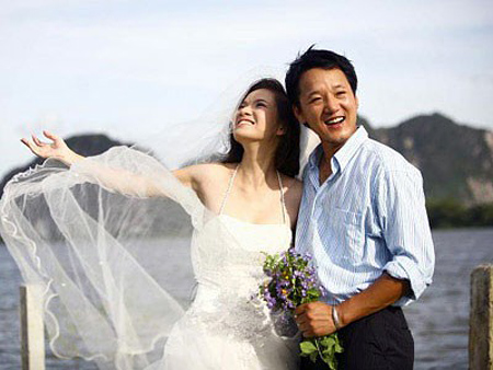 Ảnh cưới của Đan Lê và chồng cũ - BTV Xuân Tùng.