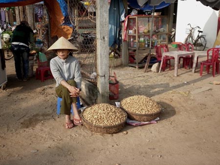 đợi khách...