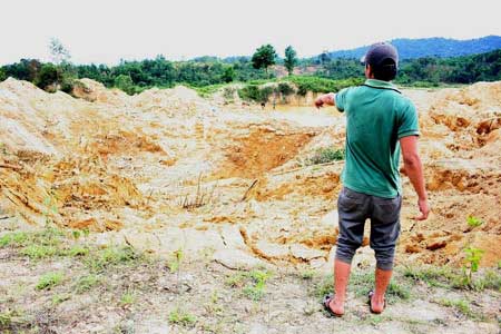 Một vụ sập hầm vàng ở Phước Sơn làm chết người.