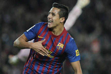 PSG chuyển hướng sang săn Alexis Sanchez