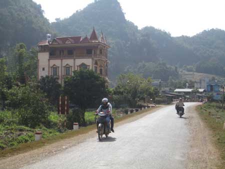 Ngôi nhà của ông trùm Sa Văn Cầu.