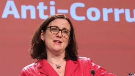 Bà  Cecilia Malmström trong buổi họp báo ngày 3.2.