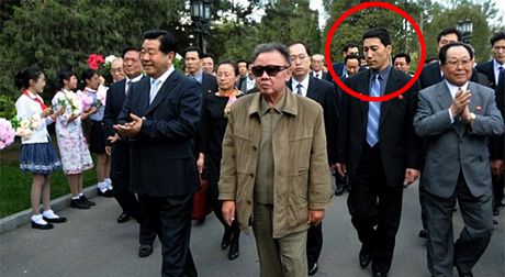 Người đàn ông bí ẩn từng bảo vệ Chủ tịch Kim Jong-il trong các chuyến thăm Trung Quốc.