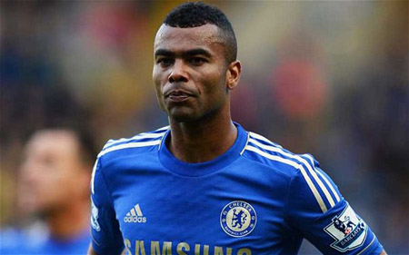 Liverpool mở rộng cửa đối với Ashley Cole