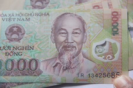 10000 đồng: Hãy xem hình ảnh liên quan đến từ khóa 10.000 đồng để khám phá vẻ đẹp của tiền giấy Việt Nam. Hình ảnh này sẽ cho bạn cái nhìn gần hơn về mệnh giá này, và bạn sẽ đánh giá cao sự minh bạch và độc đáo của từng đồng tiền.