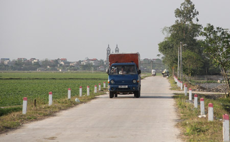  Đường làng, ngõ xóm ở xã Tri Trung (Phú Xuyên, Hà Nội) khang trang, sạch đẹp. 