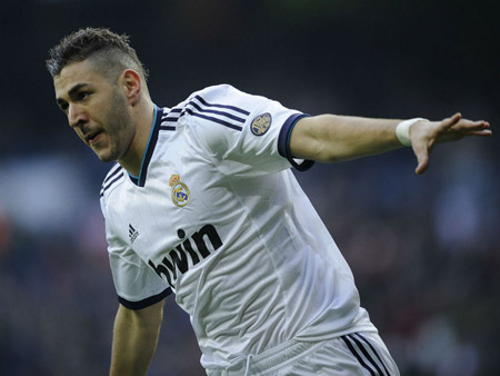 Real Madrid chuẩn bị gia hạn với Benzema.