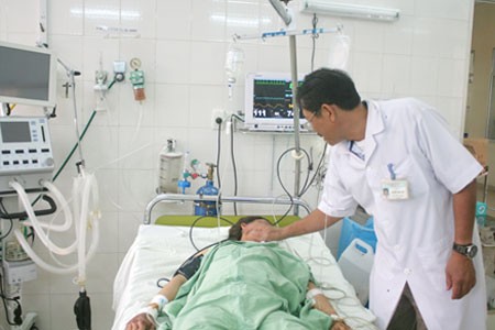 Nhờ được lực lượng Công an khẩn trương tìm kiếm, đưa đến bệnh viện kịp thời, chị Lê Thị Thùy Yên đã qua cơn nguy kịch. Hiện chị Yên tiếp tục được các bác sĩ Bệnh viện đa khoa Khánh Hòa điều trị.