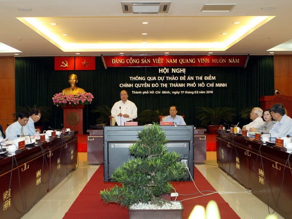 Phó Thủ tướng Nguyễn Xuân Phúc đến dự và phát biểu tại hội nghị. (Ảnh: Thanh Vũ/TTXVN)