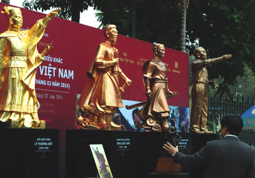 Tượng 4 vị danh tướng được trưng bày tại Bảo tàng Lịch sử Quân sự Việt Nam (phố Điện Biên Phủ, Hà Nội).