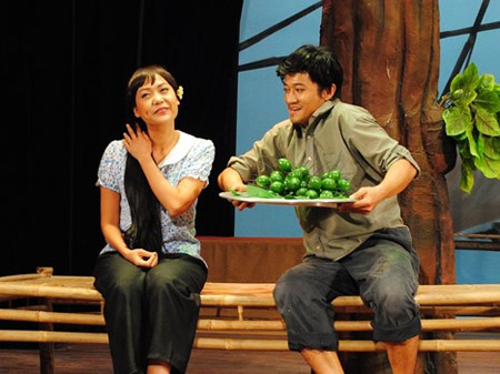 Vở kịch “Sông dài” được dựng bởi sân khấu Hoàng Thái Thanh.