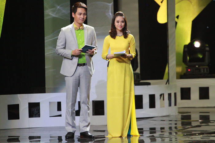 Hai MC chương trình đêm trao giải Phan Anh và Thùy Linh