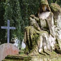 Ghê rợn những nghĩa địa “thiên thần“