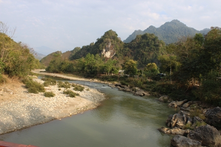  Thung lũng rộng nằm ngay dưới chân dãy núi Phu Nhọ Khọ, nơi có dòng Nậm So, Nậm Lùm uốn mình bồi đắp tít tận miệt Phong Thổ