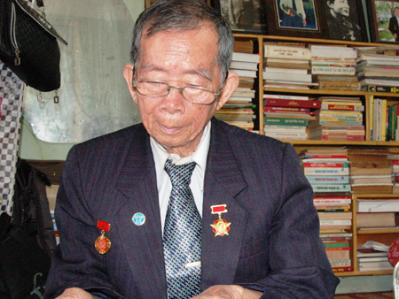  Đại tá Nguyễn Bội Giong - Thư ký quân sự của  Đại tướng Võ Nguyên Giáp kể  lại những năm tháng oanh liệt  của bộ đội  Việt Minh.