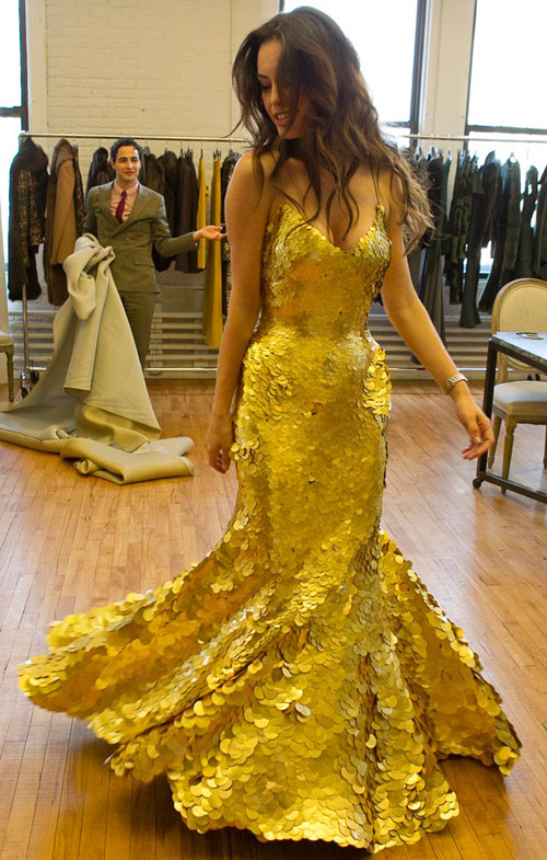 5 chiếc váy dát vàng tiền tỉ cực kỳ xa xỉ