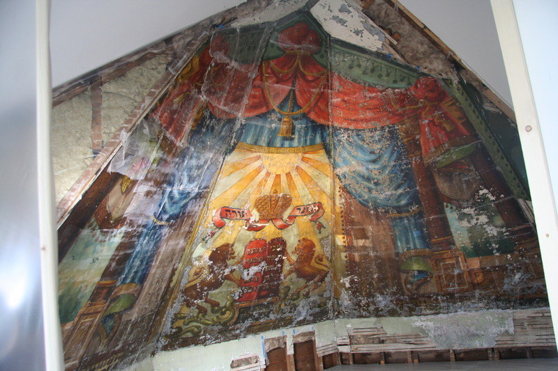 Hiện trạng của tác phẩm tranh tường Lost Shul Mural được vẽ cách đây 100 năm