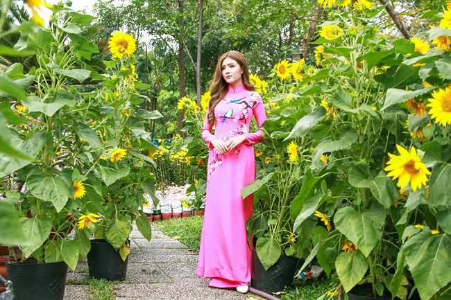 'hot girl tuoi than' lily luta duyen dang trong ta ao dai hinh anh 10