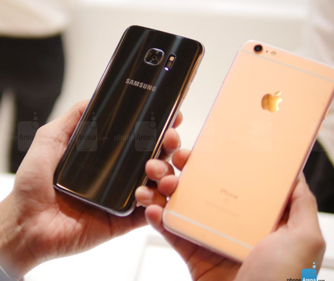 so sanh galaxy s7 edge vs iphone 6s plus: cham tran nay lua hinh anh 2