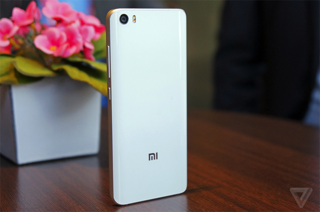 tren tay xiaomi mi 5 thiet ke sang trong hinh anh 2