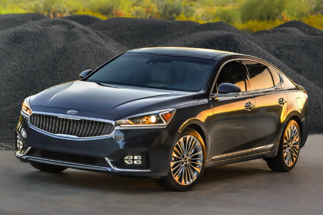 kia cadenza 2017 luoi tan nhiet mui ho, nhieu canh tranh hon hinh anh 2