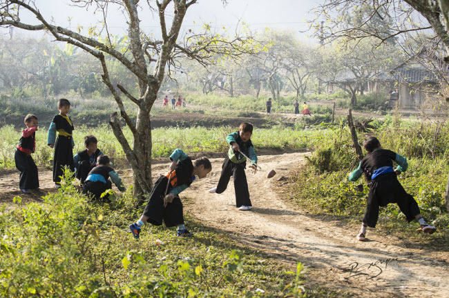 den moc chau kham pha tet cua nguoi mong hinh anh 3