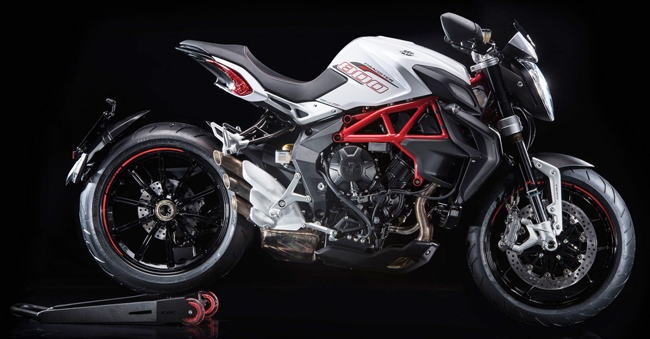 me man voi mv agusta dragster 800 backout hinh anh 8