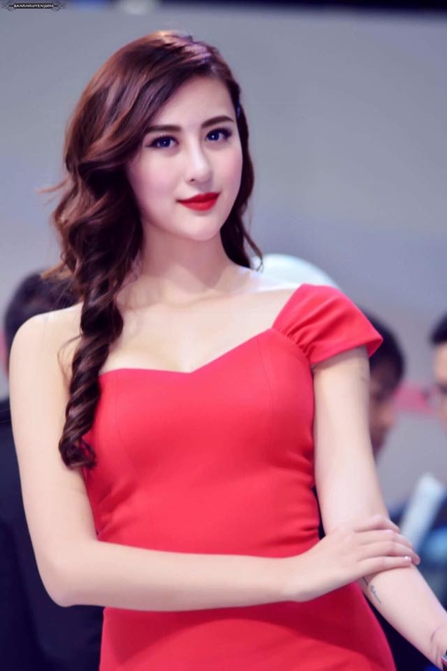 nhung hot girl dang theo hoc tai cac truong dh noi tieng vn hinh anh 4