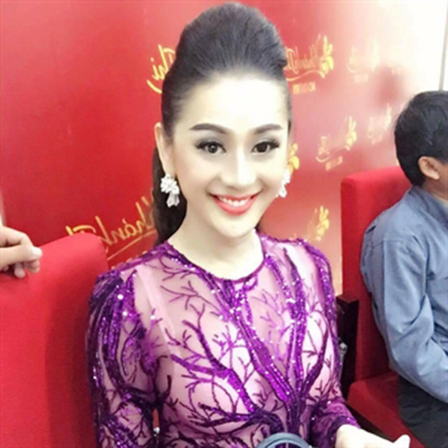 ai cung choang khi lam chi khanh, huong giang idol o nha hinh anh 20