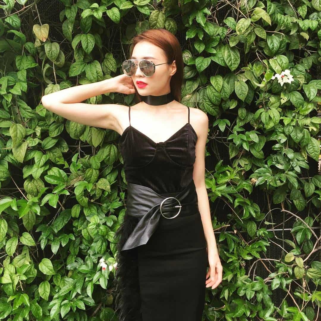 Gợi ý những mẫu váy nữ liền thân thanh lịch chốn công sở | ELLY - TOP 10  Thương Hiệu Nổi Tiếng Việt Nam