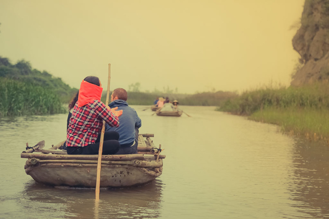 ve dep nen tho cua thung lung ninh binh trong 