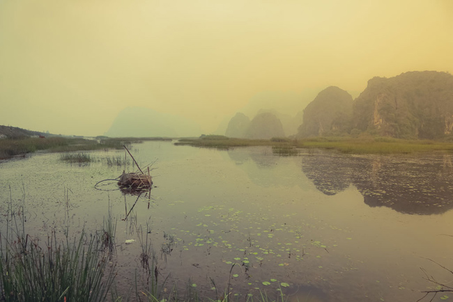 ve dep nen tho cua thung lung ninh binh trong 