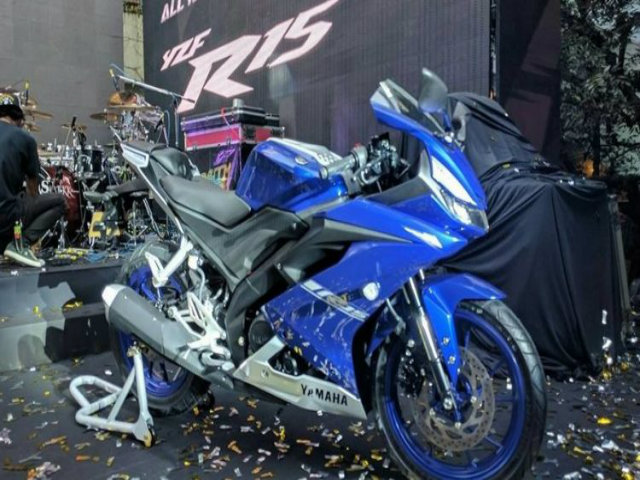 Yamaha R15 v3.0 mở đơn đặt hàng, giấu kín giá bán