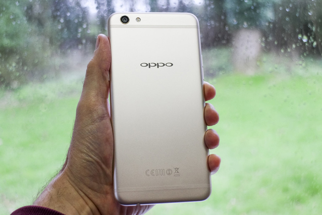 tren tay oppo f3 plus dung camera selfie kep an tuong hinh anh 2