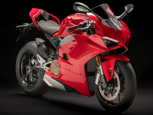 2018 Ducati Panigale V4 nhận đặt trước, đắt nhất tới 2 tỷ đồng